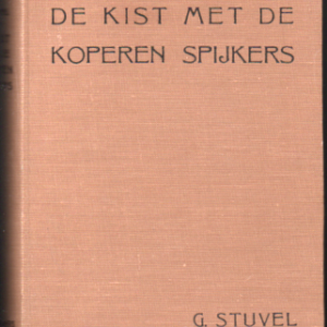 De kist met de koperen spijkers